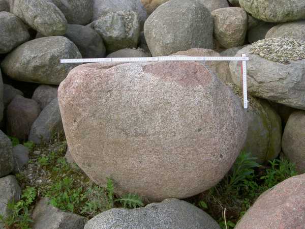 Findlinge groesser 800 mm