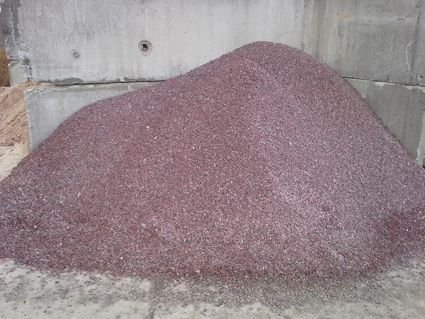 Edelsplitt Kalk-Rot 16-32 mm